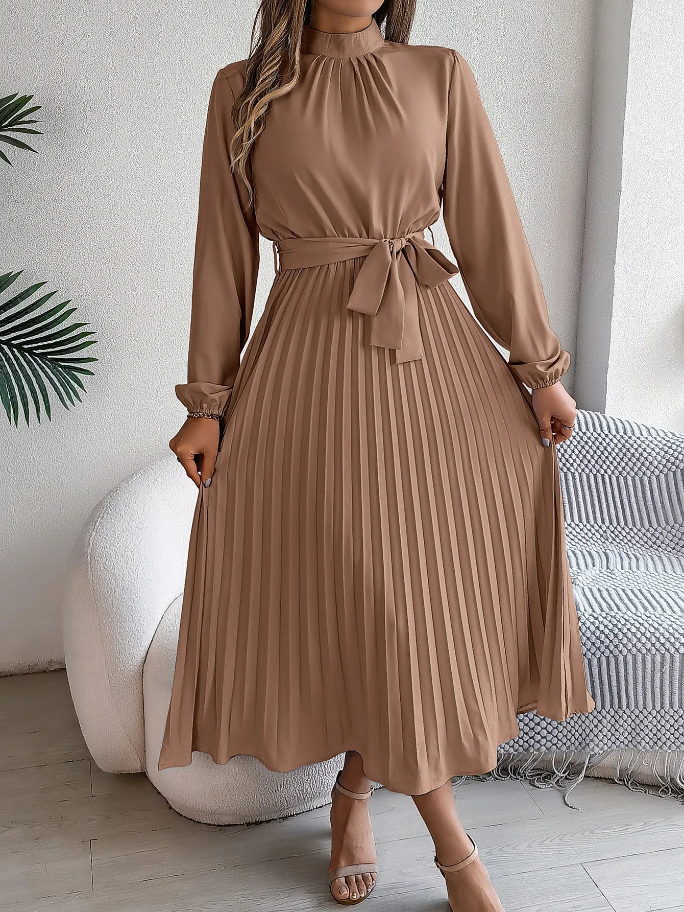 Elegant Women's Solid Color Pleated Lace Up Autumn And Winter Dresses Fashionable Women's Standing Collar Long Sleeved Dress