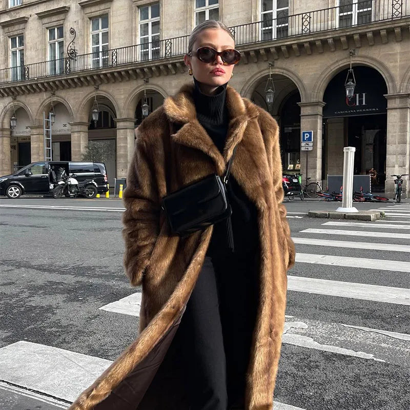 Lapel Collar Fashion Woman Long Sleeves Faux Fur Coat Classic Solid Color Fluffy Warm Overcoat New Lady Winter Street Outerwear