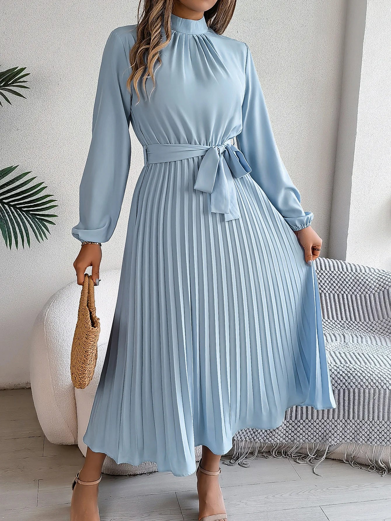 Elegant Women's Solid Color Pleated Lace Up Autumn And Winter Dresses Fashionable Women's Standing Collar Long Sleeved Dress