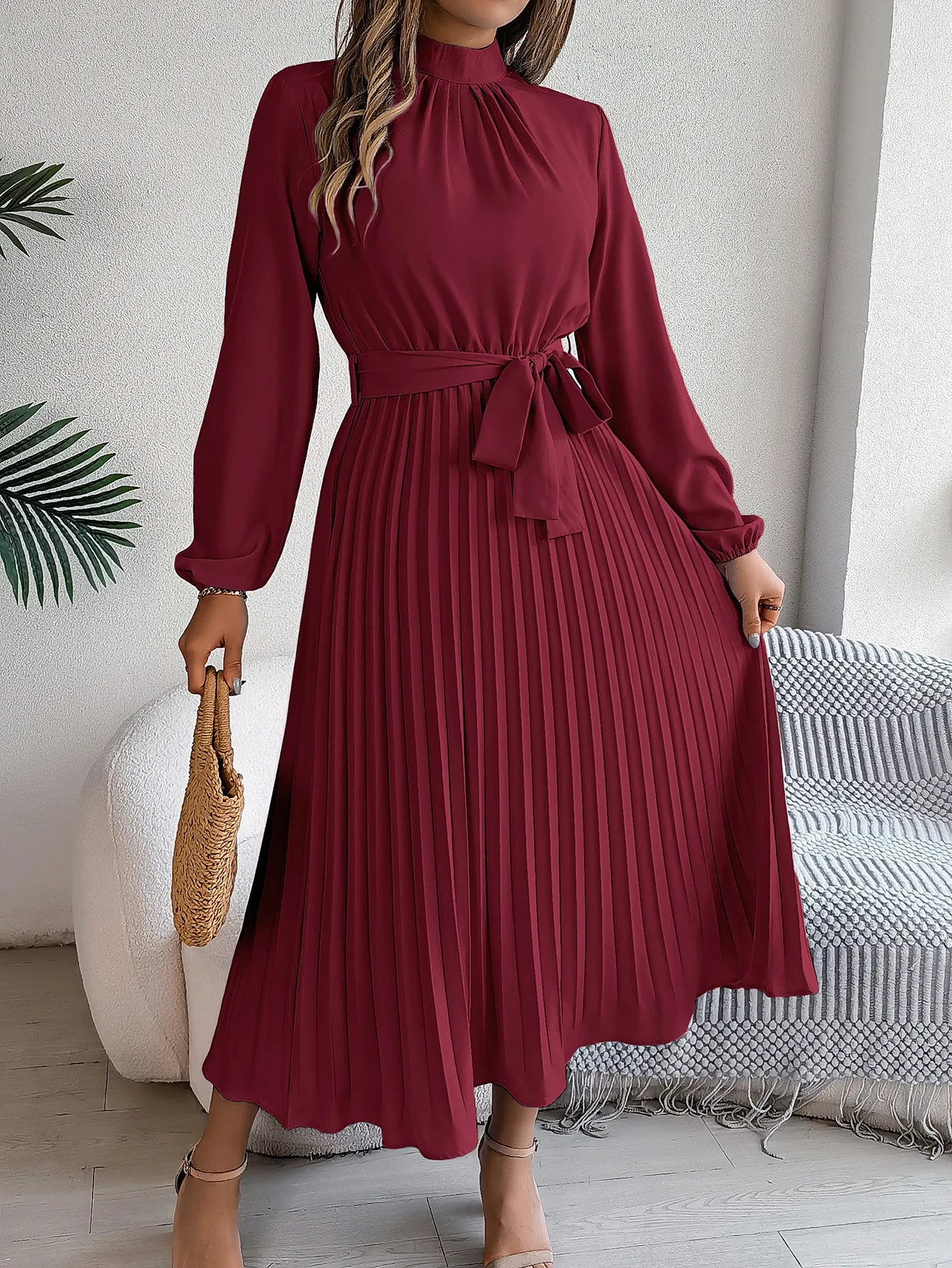 Elegant Women's Solid Color Pleated Lace Up Autumn And Winter Dresses Fashionable Women's Standing Collar Long Sleeved Dress