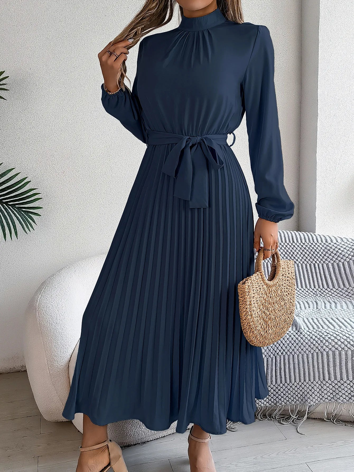 Elegant Women's Solid Color Pleated Lace Up Autumn And Winter Dresses Fashionable Women's Standing Collar Long Sleeved Dress