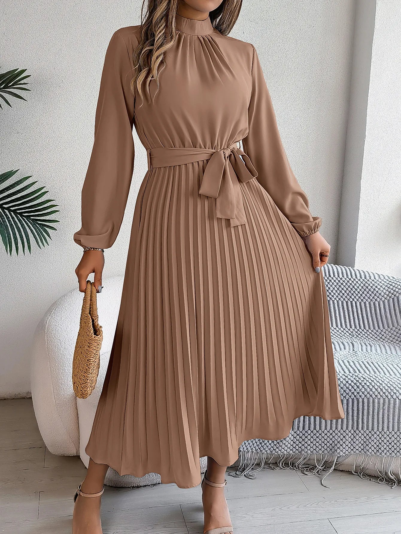 Elegant Women's Solid Color Pleated Lace Up Autumn And Winter Dresses Fashionable Women's Standing Collar Long Sleeved Dress